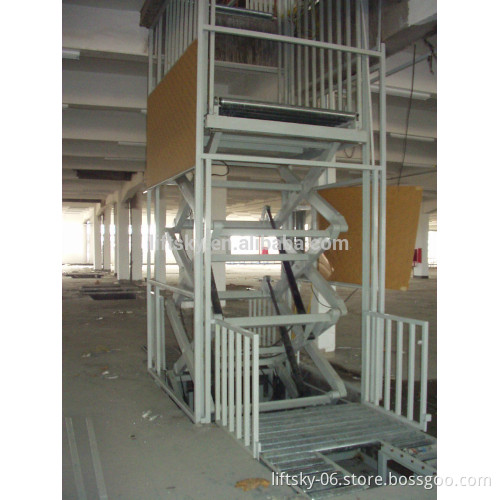 Hydraulic guide rail chain lifting cargo lift SJL0.6-2.5